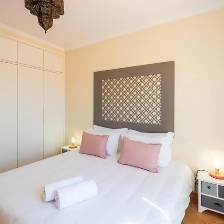 Habitate - Pool Fence & Heating Bars Вилла Албуфейра