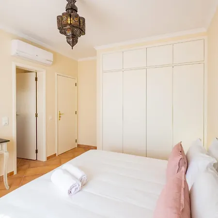 Habitate - Pool Fence & Heating Bars Албуфейра