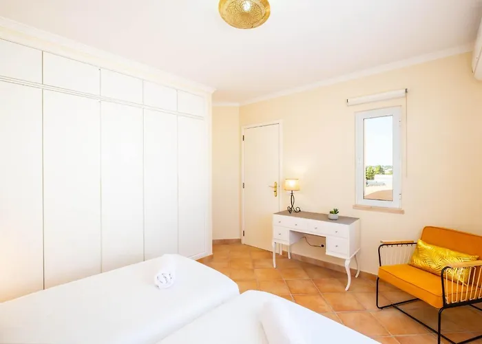 Habitate - Pool Fence & Heating Bars 알부페이라