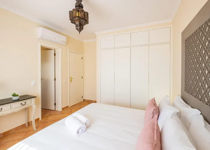 Habitate - Pool Fence & Heating Bars 알부페이라