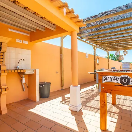 Habitate - Pool Fence & Heating Bars Hébergement de vacances