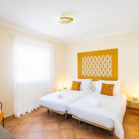 Hébergement de vacances Habitate - Pool Fence & Heating Bars *