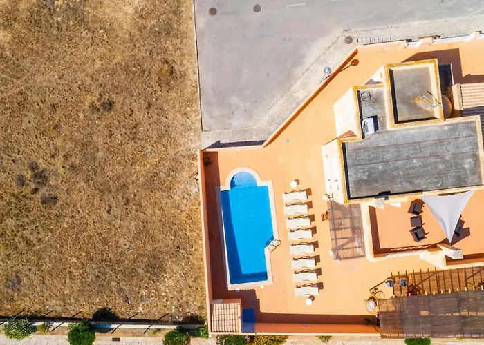 Habitate - Pool Fence & Heating Bars Villa *