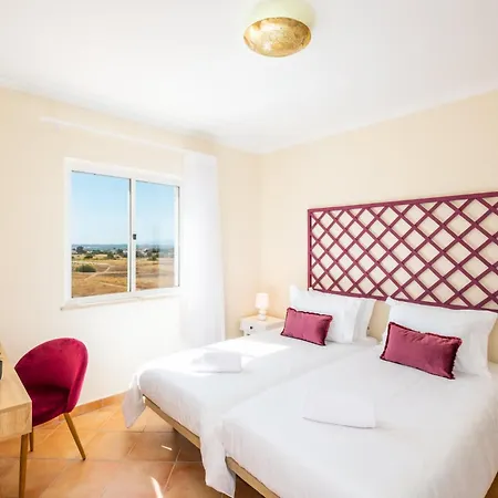 Habitate - Pool Fence & Heating Bars *